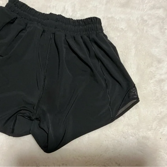 Lululemon Hotty Hot Low Rise Size 2 Black Shorts 2.5” lined - Picture 7 of 9